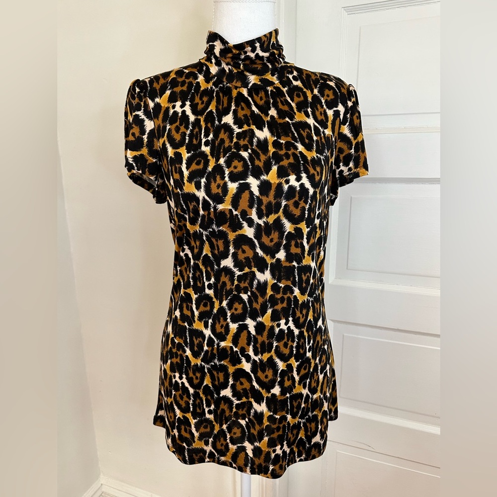 Trina Turk Animal Print Cap Sleeve Mock Neck 100% Silk Top, Size Medium